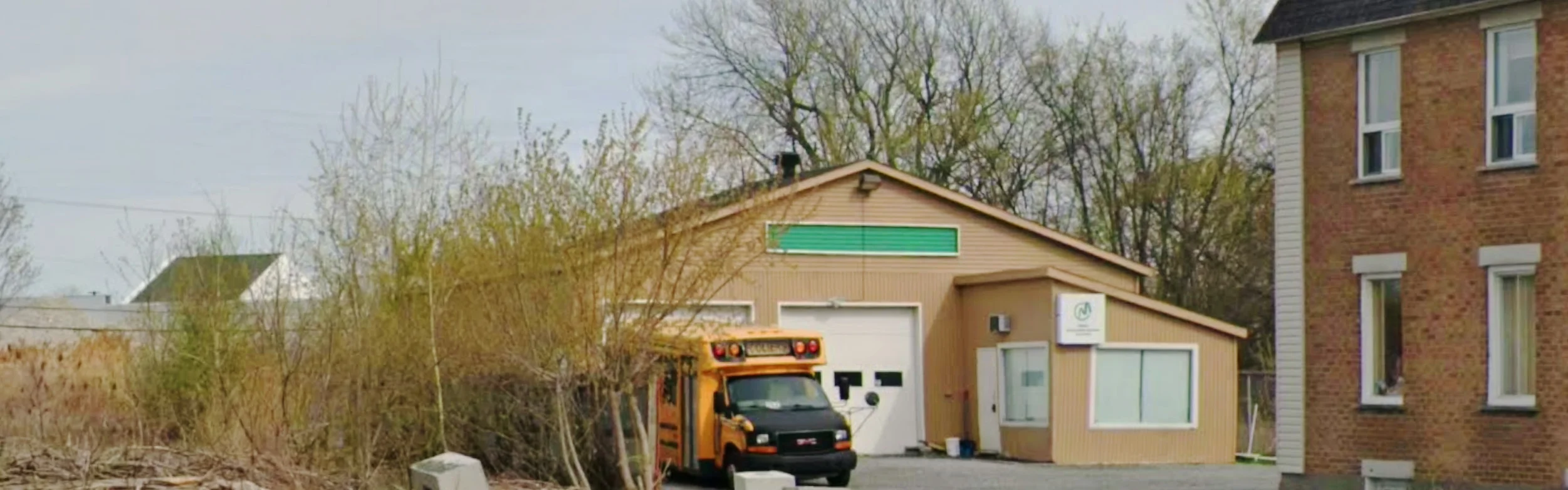 Exterior view of Centre Communautaire Musulman De Varennes Varennes building
